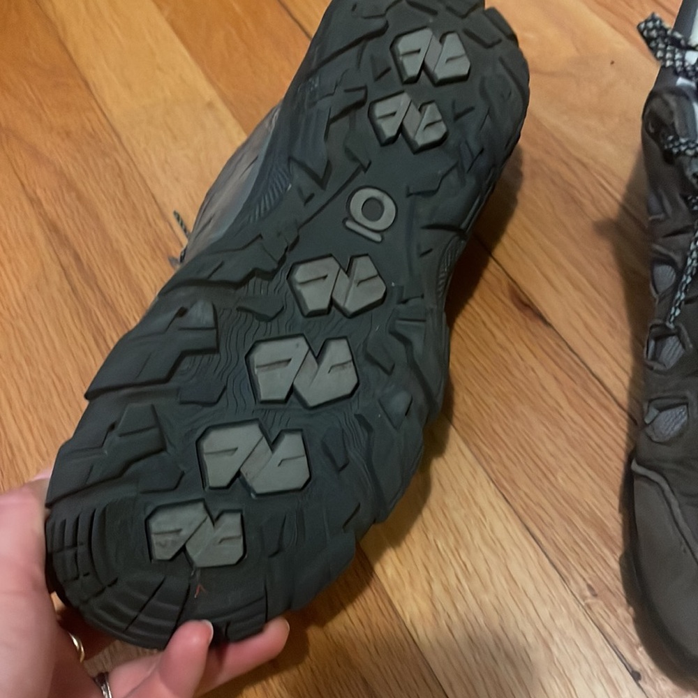 OBOZ hiking shoes - Picture 3 of 5